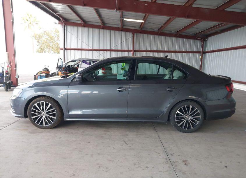 Photo 14 of 2016 Volkswagen Jetta 1.8T SPORT (VIN 3VWD17AJ6GM261782)