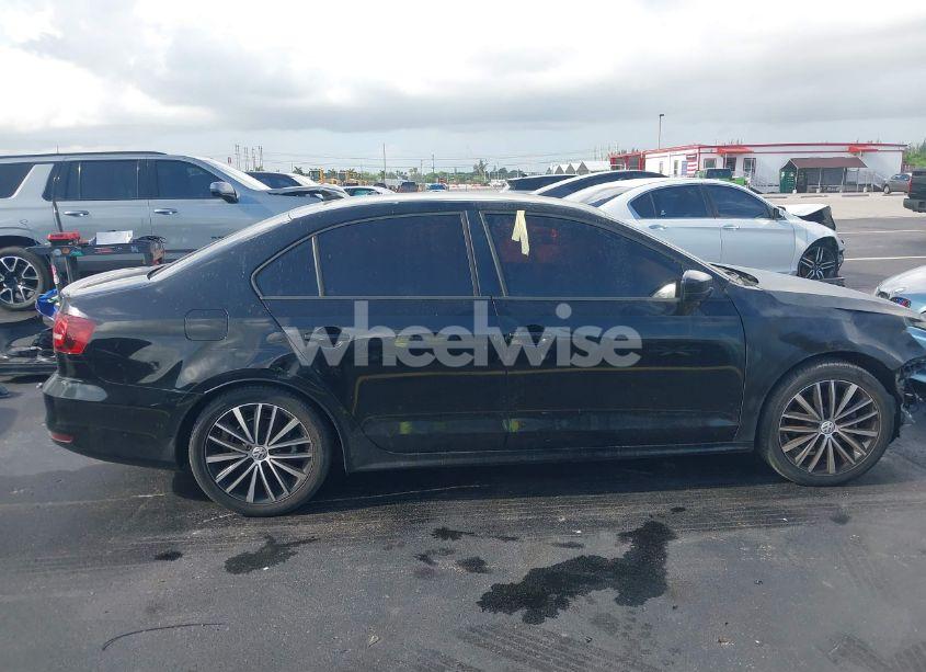 Photo 14 of 2016 Volkswagen Jetta 1.8T SPORT (VIN 3VWD17AJ6GM289355)