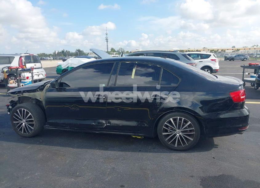 Photo 15 of 2016 Volkswagen Jetta 1.8T SPORT (VIN 3VWD17AJ6GM289355)