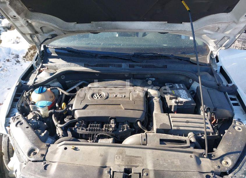 Photo 10 of 2016 Volkswagen Jetta 1.8T SPORT (VIN 3VWD17AJ6GM394803)