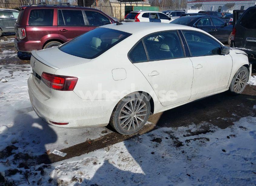 Photo 4 of 2016 Volkswagen Jetta 1.8T SPORT (VIN 3VWD17AJ6GM394803)