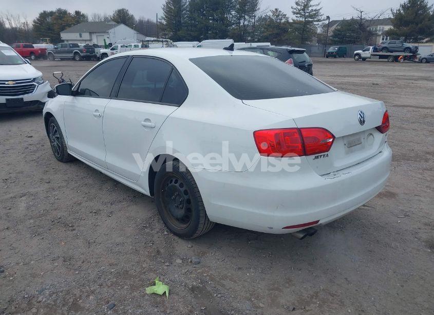 Photo 3 of 2014 Volkswagen Jetta 1.8T SE (VIN 3VWD17AJ7EM265918)