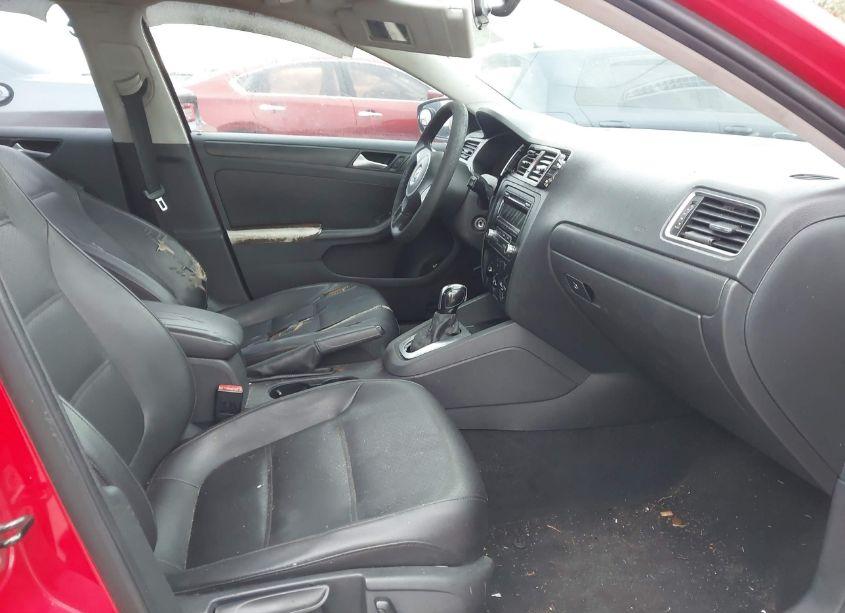 Photo 5 of 2014 Volkswagen Jetta 1.8T SE (VIN 3VWD17AJ7EM368224)