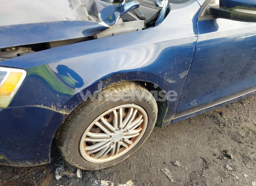 Photo 12 of 2014 Volkswagen Jetta 1.8T SE (VIN 3VWD17AJ7EM396010)