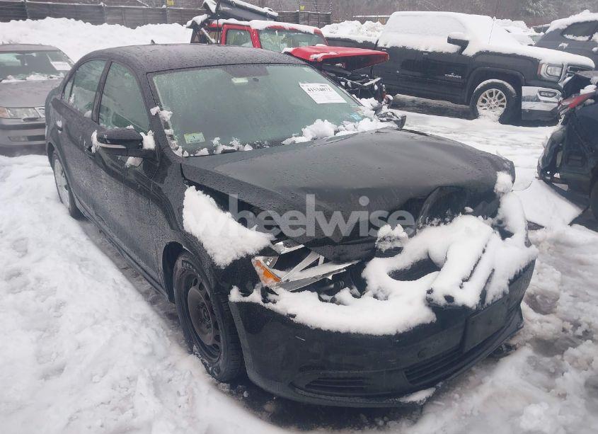 2014 Volkswagen Jetta 1.8T SE (VIN 3VWD17AJ7EM419589) main photo