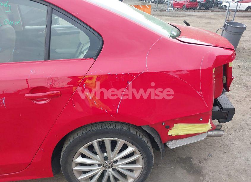 Photo 14 of 2015 Volkswagen Jetta 1.8T SE (VIN 3VWD17AJ7FM204019)