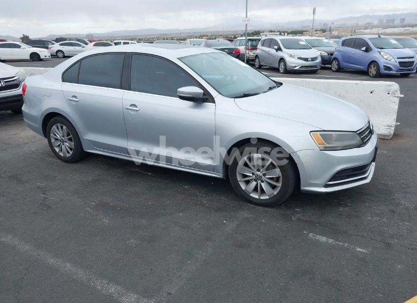 2015 Volkswagen Jetta 1.8T SE (VIN 3VWD17AJ7FM226182) main photo