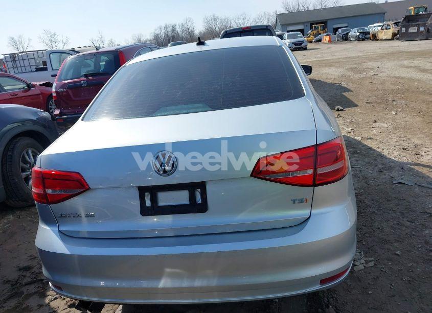 Photo 16 of 2015 Volkswagen Jetta 1.8T SE (VIN 3VWD17AJ7FM256394)