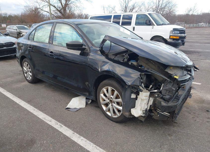 2015 Volkswagen Jetta 1.8T SE (VIN 3VWD17AJ7FM259294) main photo