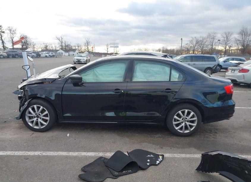 Photo 15 of 2015 Volkswagen Jetta 1.8T SE (VIN 3VWD17AJ7FM259294)