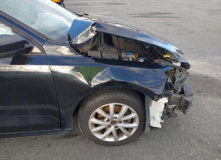 Photo 6 of 2015 Volkswagen Jetta 1.8T SE (VIN 3VWD17AJ7FM259294)