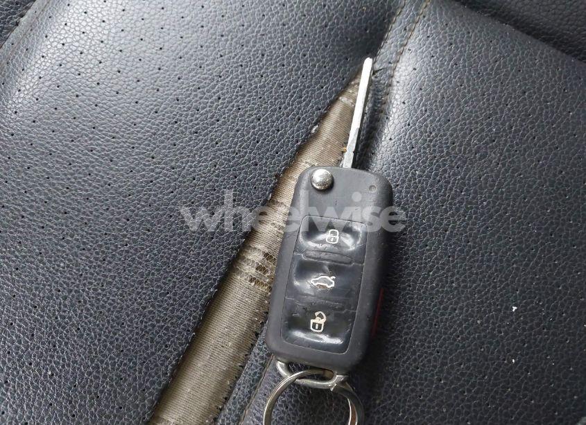 Photo 11 of 2015 Volkswagen Jetta 1.8T SE (VIN 3VWD17AJ7FM276323)