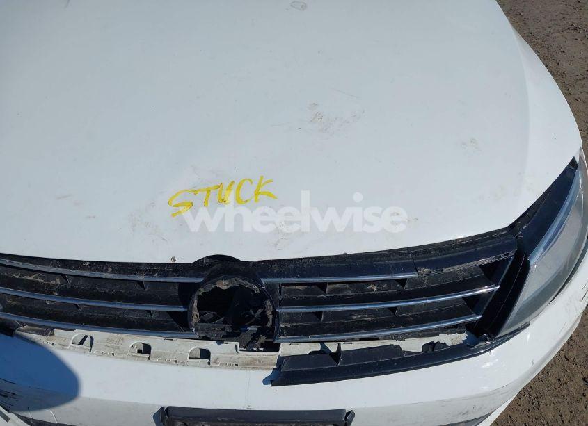 Photo 10 of 2015 Volkswagen Jetta 1.8T SE (VIN 3VWD17AJ7FM332079)