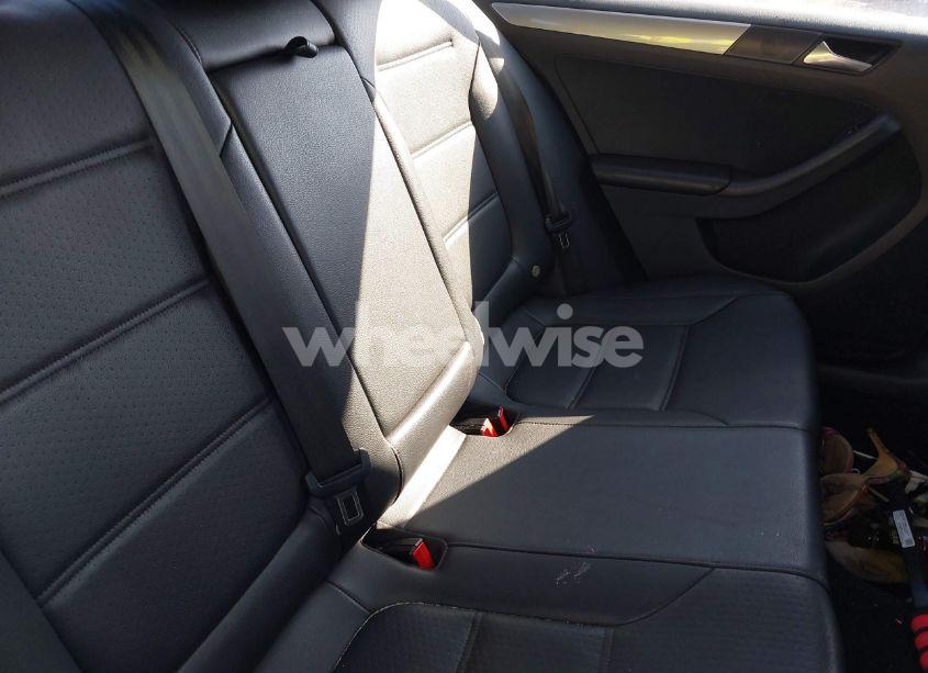Photo 8 of 2015 Volkswagen Jetta 1.8T SE (VIN 3VWD17AJ7FM332079)