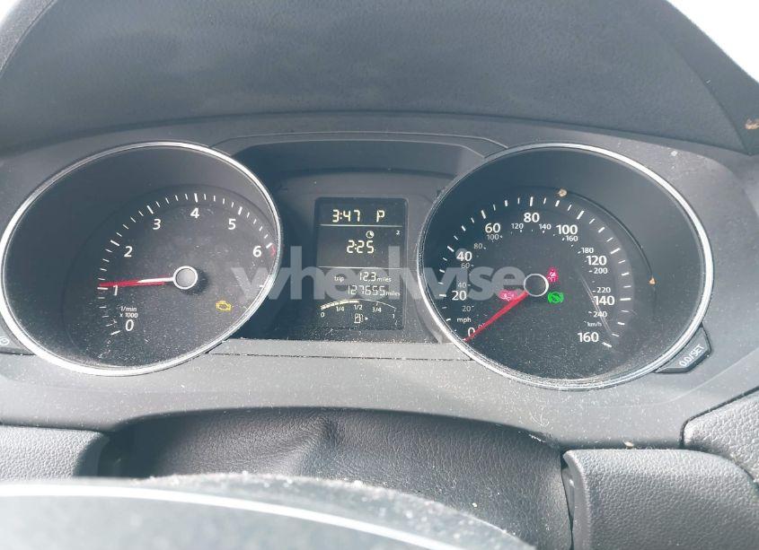 Photo 7 of 2015 Volkswagen Jetta 1.8T SE (VIN 3VWD17AJ7FM347214)