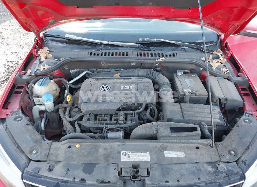 Photo 10 of 2015 Volkswagen Jetta 1.8T SE (VIN 3VWD17AJ7FM355815)