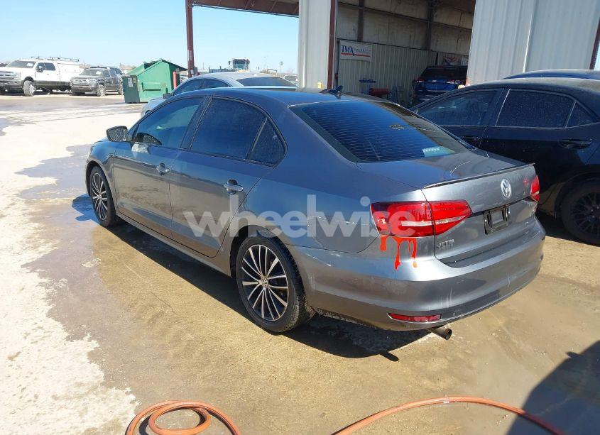 Photo 3 of 2015 Volkswagen Jetta 1.8T SPORT (VIN 3VWD17AJ7FM414183)