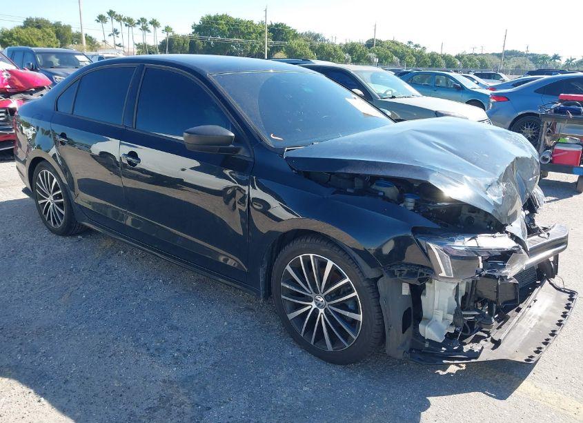 2016 Volkswagen Jetta 1.8T SPORT (VIN 3VWD17AJ7GM240861) main photo