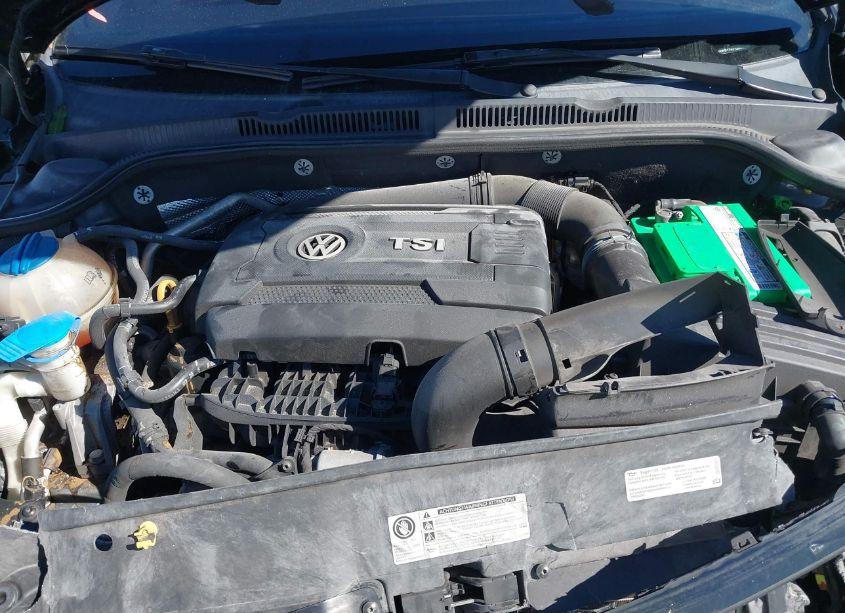 Photo 10 of 2016 Volkswagen Jetta 1.8T SPORT (VIN 3VWD17AJ7GM240861)