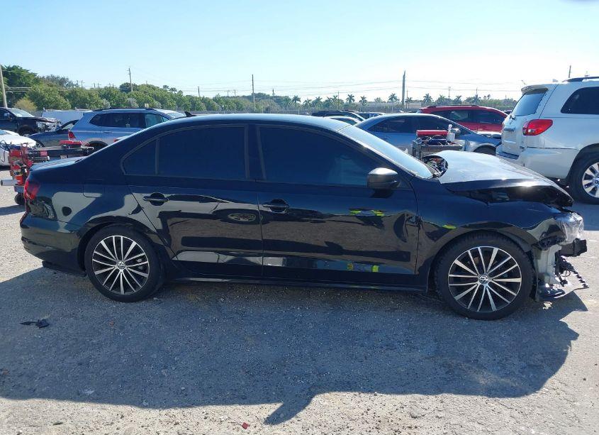 Photo 13 of 2016 Volkswagen Jetta 1.8T SPORT (VIN 3VWD17AJ7GM240861)