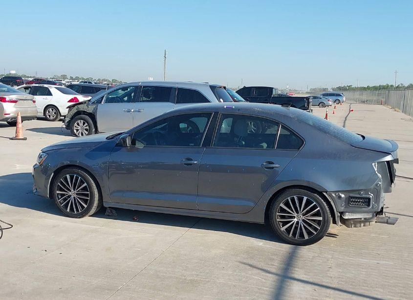 Photo 15 of 2016 Volkswagen Jetta 1.8T SPORT (VIN 3VWD17AJ7GM276047)