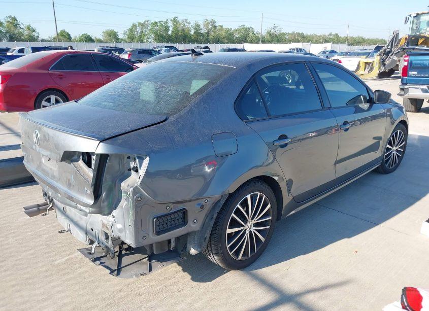 Photo 4 of 2016 Volkswagen Jetta 1.8T SPORT (VIN 3VWD17AJ7GM276047)