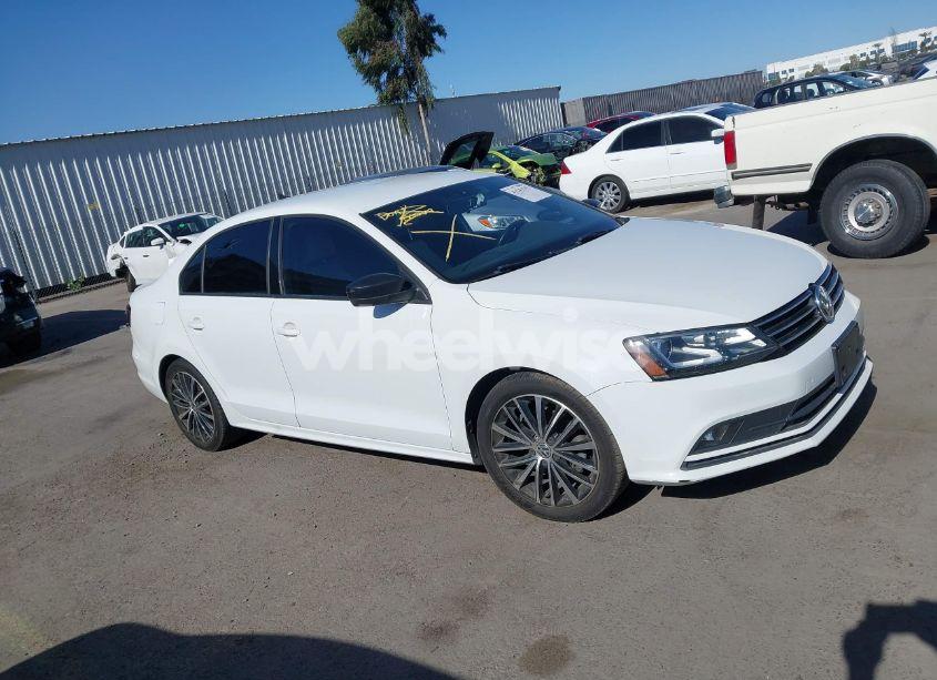 Photo 13 of 2016 Volkswagen Jetta 1.8T SPORT (VIN 3VWD17AJ7GM391943)