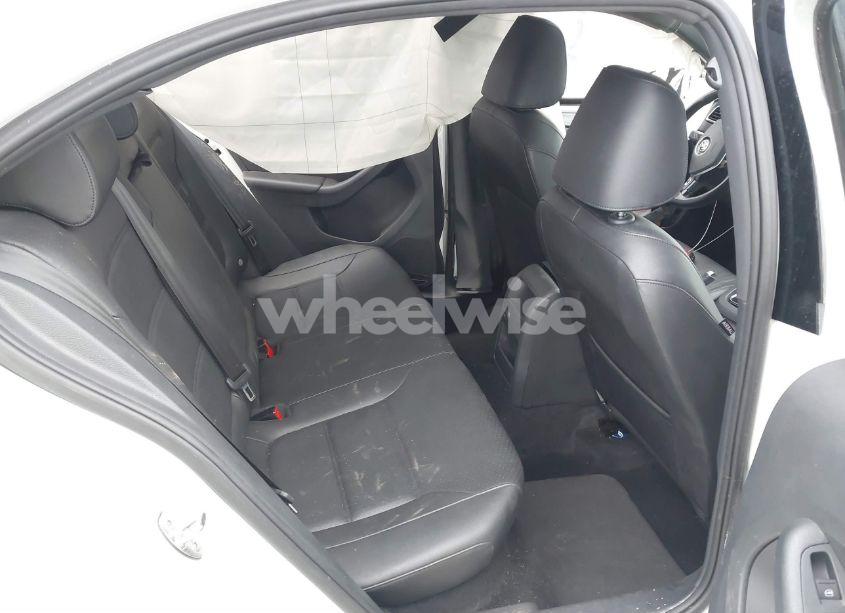 Photo 8 of 2018 Volkswagen Jetta 1.8T SE SPORT (VIN 3VWD17AJ7JM211643)