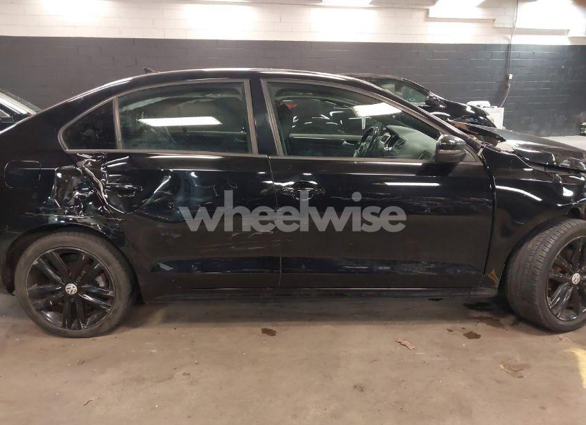 Photo 14 of 2018 Volkswagen Jetta 1.8T SE SPORT (VIN 3VWD17AJ7JM222559)
