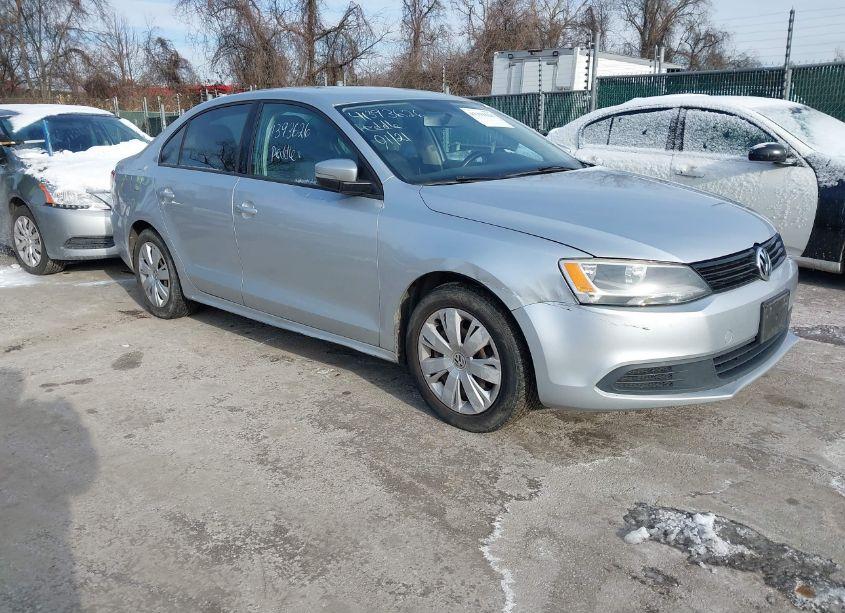 2014 Volkswagen Jetta 1.8T SE (VIN 3VWD17AJ8EM223242) main photo