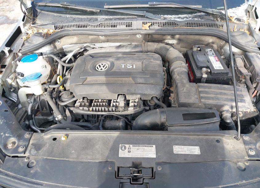 Photo 10 of 2014 Volkswagen Jetta 1.8T SE (VIN 3VWD17AJ8EM223242)