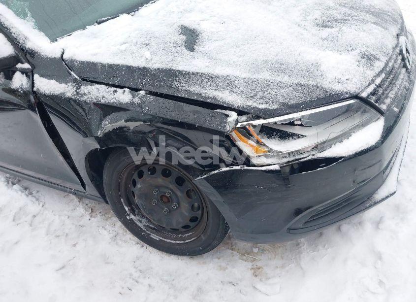 Photo 6 of 2014 Volkswagen Jetta 1.8T SE (VIN 3VWD17AJ8EM239201)