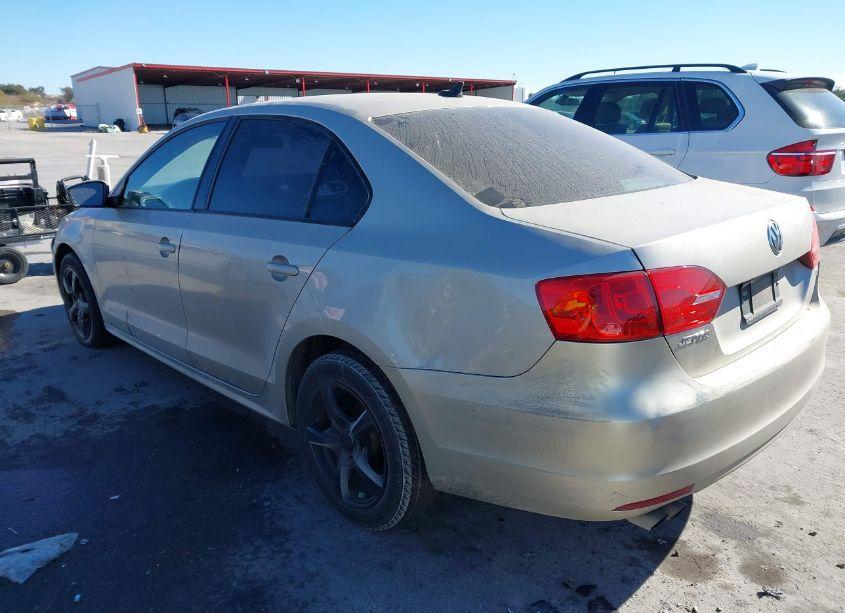 Photo 3 of 2014 Volkswagen Jetta 1.8T SE (VIN 3VWD17AJ8EM250957)