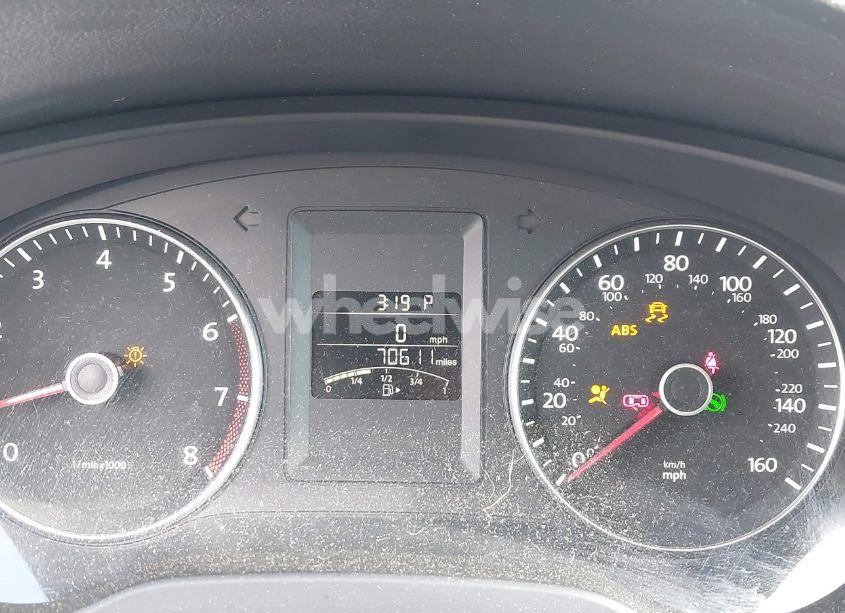 Photo 7 of 2014 Volkswagen Jetta 1.8T SE (VIN 3VWD17AJ8EM270903)