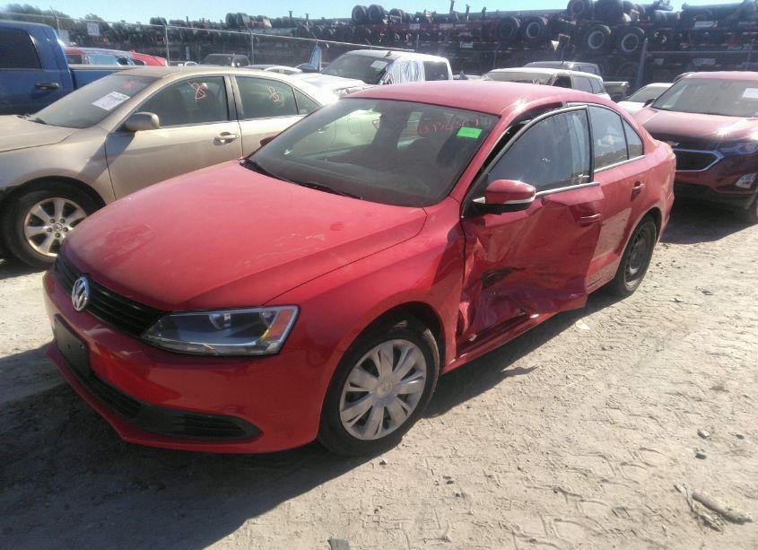 Photo 2 of 2014 Volkswagen Jetta 1.8T SE (VIN 3VWD17AJ8EM283456)