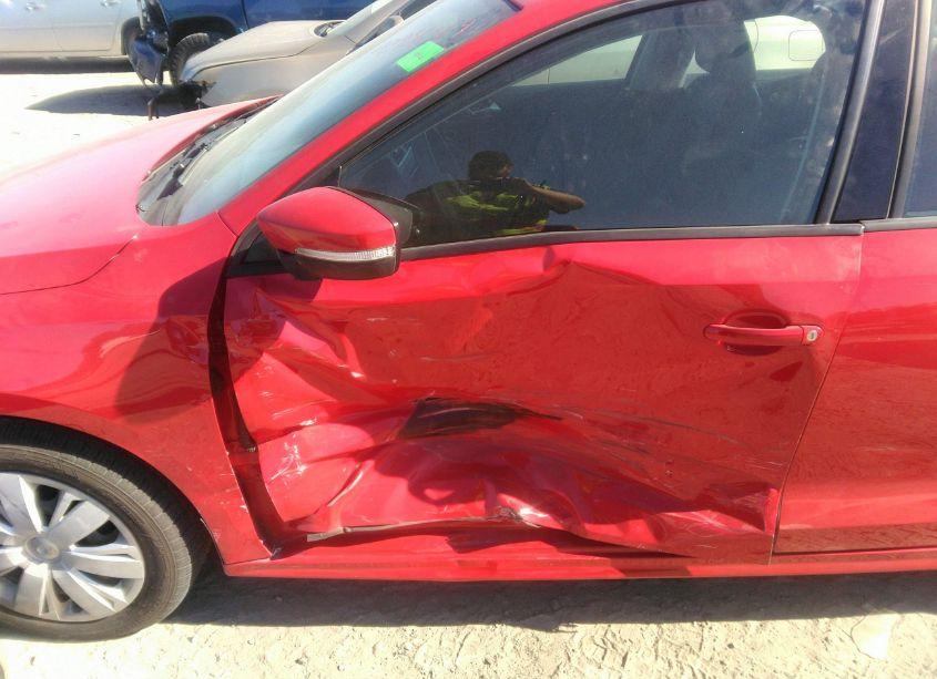 Photo 6 of 2014 Volkswagen Jetta 1.8T SE (VIN 3VWD17AJ8EM283456)