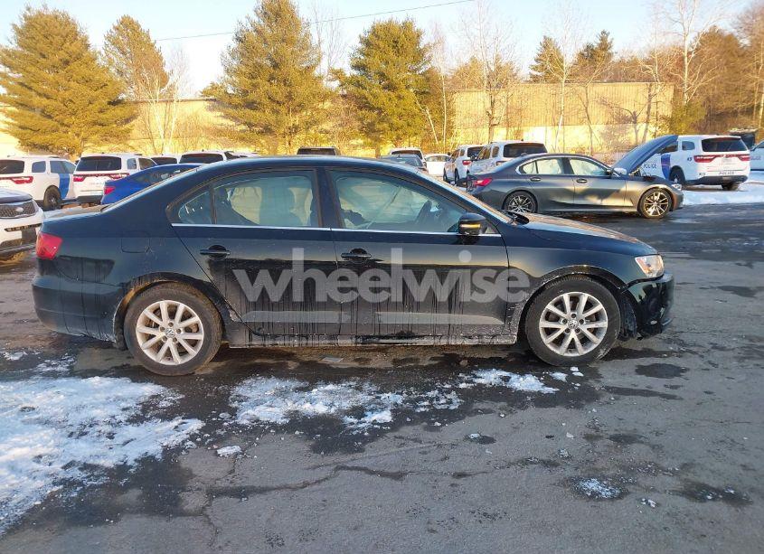 Photo 13 of 2014 Volkswagen Jetta 1.8T SE (VIN 3VWD17AJ8EM293890)