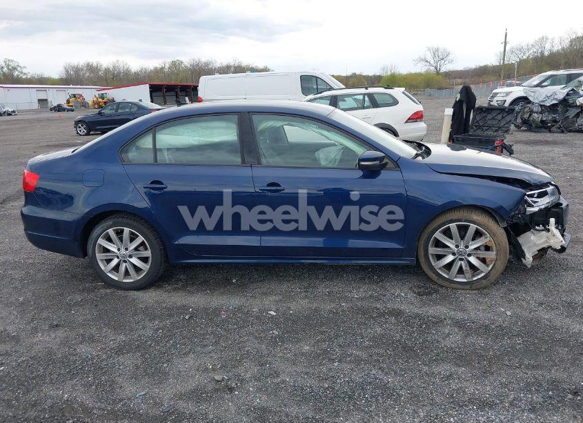 Photo 13 of 2014 Volkswagen Jetta 1.8T SE (VIN 3VWD17AJ8EM326015)