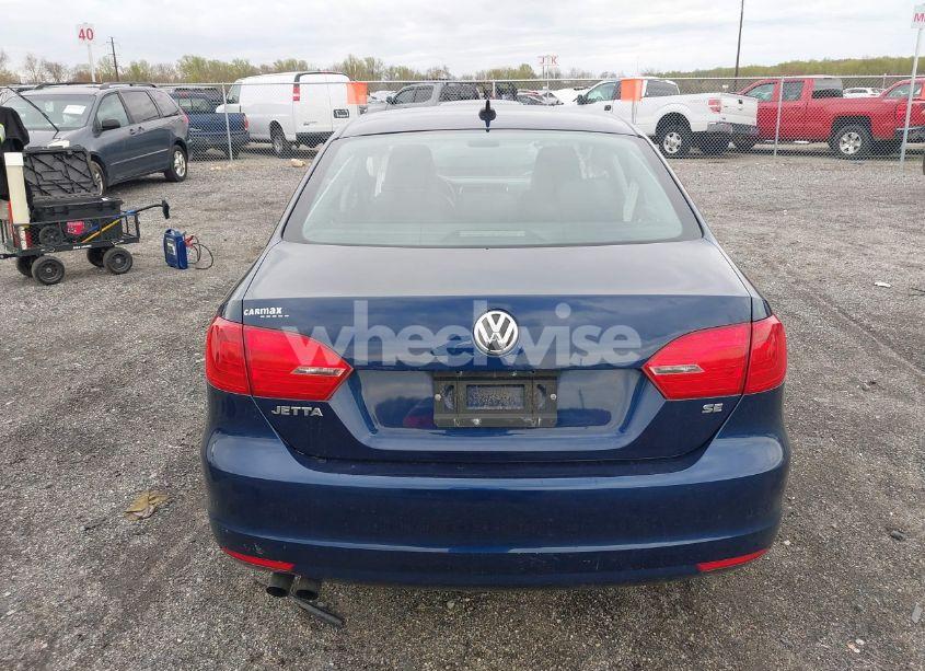 Photo 16 of 2014 Volkswagen Jetta 1.8T SE (VIN 3VWD17AJ8EM326015)
