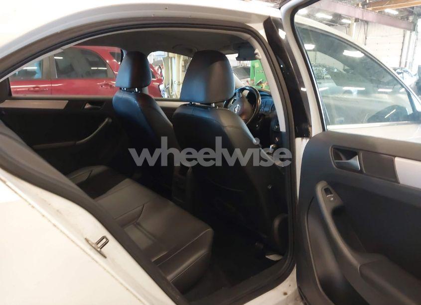 Photo 8 of 2014 Volkswagen Jetta 1.8T SE (VIN 3VWD17AJ8EM336253)