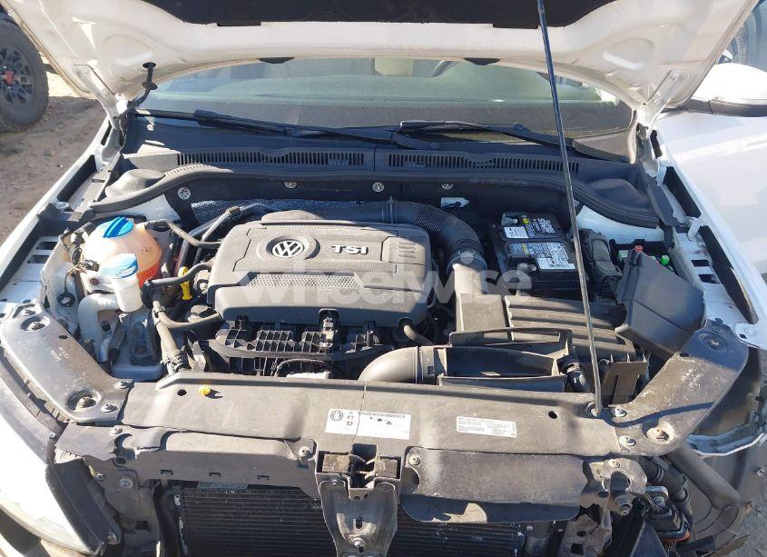 Photo 10 of 2014 Volkswagen Jetta 1.8T SE (VIN 3VWD17AJ8EM361895)