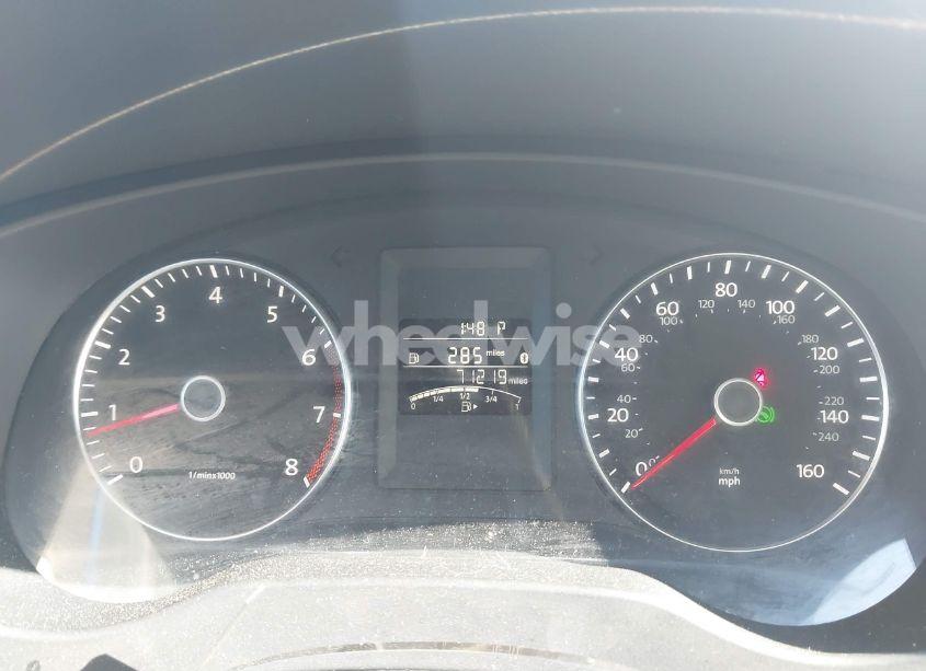 Photo 7 of 2014 Volkswagen Jetta 1.8T SE (VIN 3VWD17AJ8EM361895)