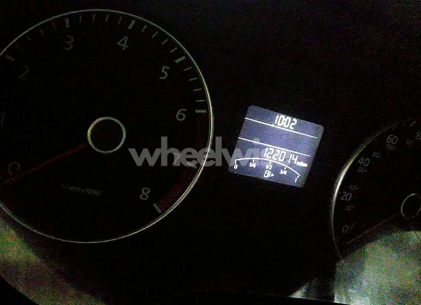 Photo 7 of 2014 Volkswagen Jetta 1.8T SE (VIN 3VWD17AJ8EM399644)