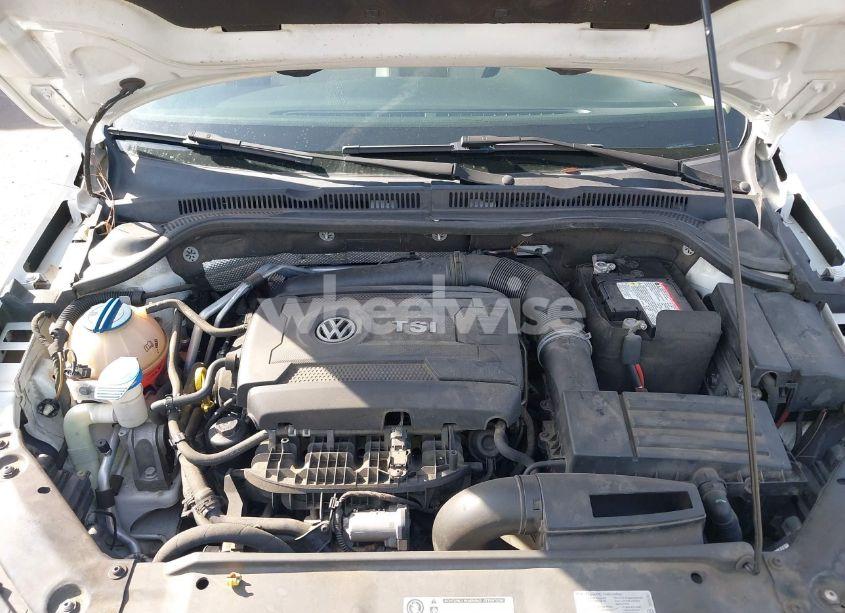 Photo 10 of 2014 Volkswagen Jetta 1.8T SE (VIN 3VWD17AJ8EM420587)