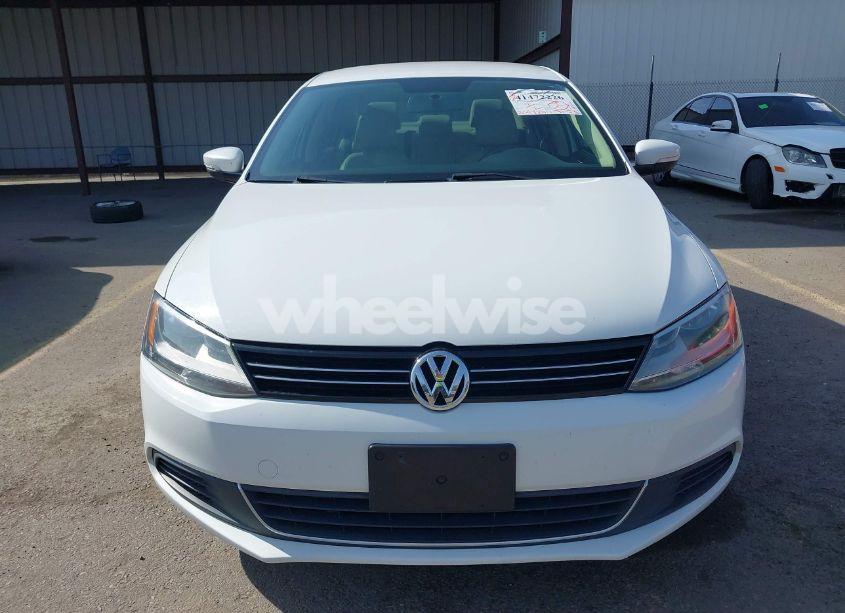 Photo 12 of 2014 Volkswagen Jetta 1.8T SE (VIN 3VWD17AJ8EM420587)
