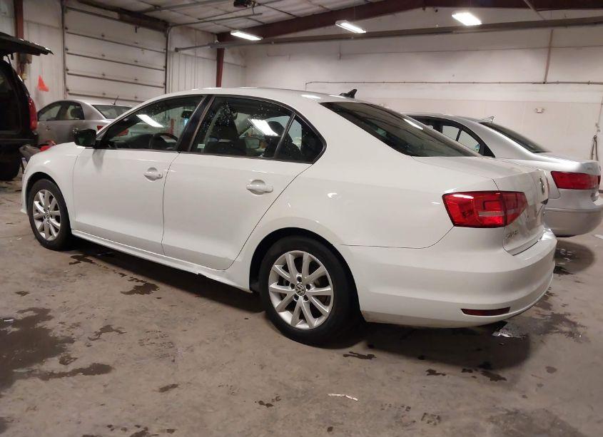 Photo 3 of 2015 Volkswagen Jetta 1.8T SE (VIN 3VWD17AJ8FM269719)