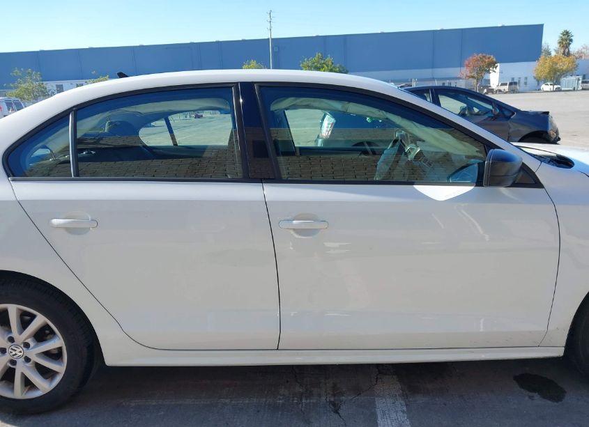 Photo 14 of 2015 Volkswagen Jetta 1.8T SE (VIN 3VWD17AJ8FM283443)