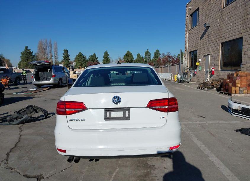 Photo 17 of 2015 Volkswagen Jetta 1.8T SE (VIN 3VWD17AJ8FM283443)
