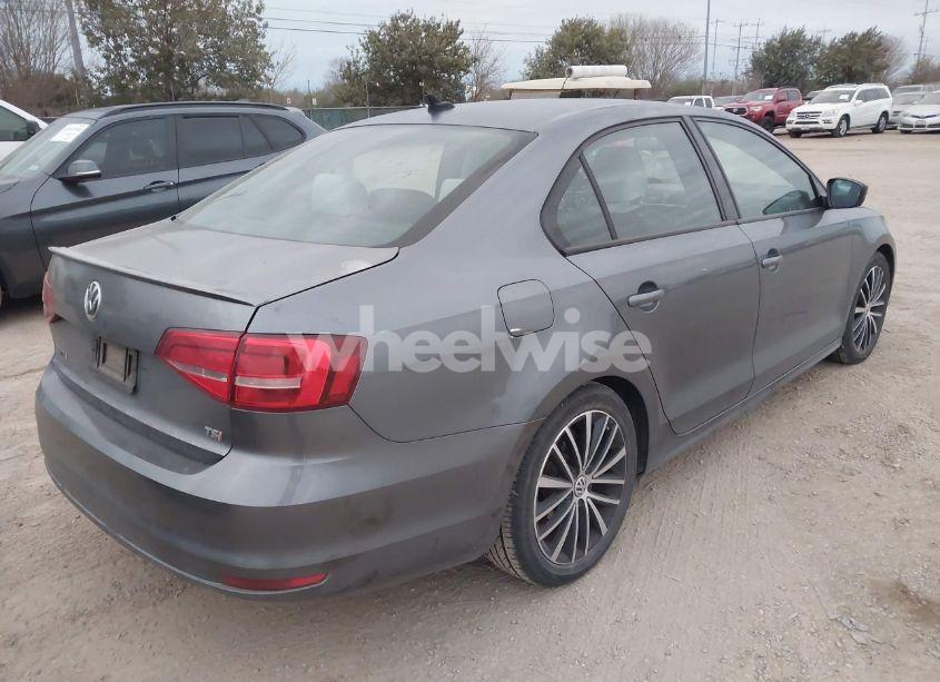Photo 4 of 2015 Volkswagen Jetta 1.8T SPORT (VIN 3VWD17AJ8FM320667)