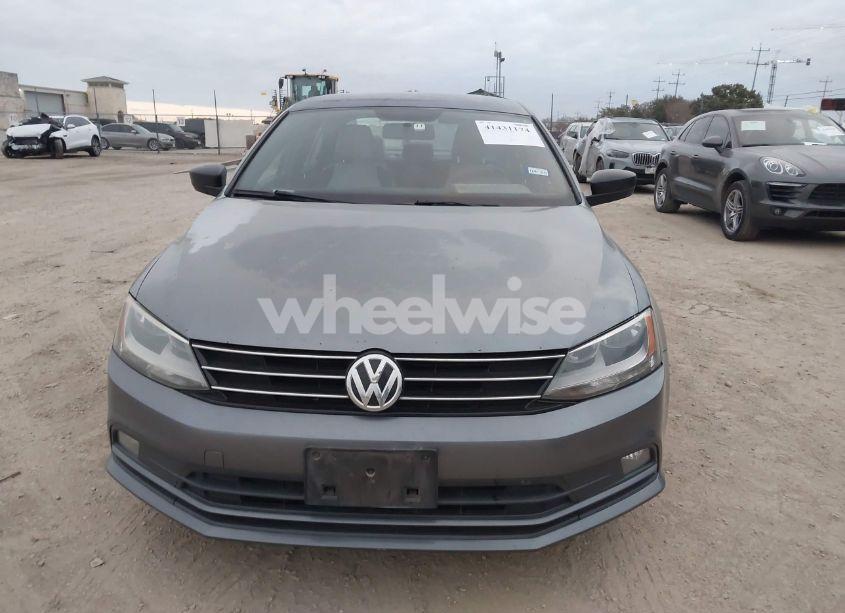 Photo 6 of 2015 Volkswagen Jetta 1.8T SPORT (VIN 3VWD17AJ8FM320667)